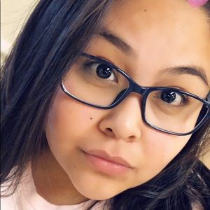 Meet your Posher, Araceli